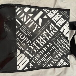 Lululemon small reusable tote